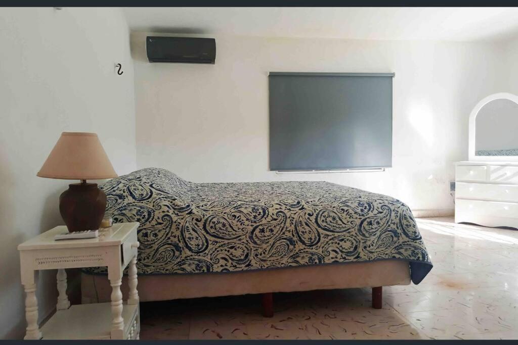 チェレム La Casa Amarilla Frente Al Marヴィラ エクステリア 写真